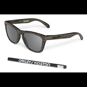 Oakley x Eric Koston Frogskins, Grey Woodgrain